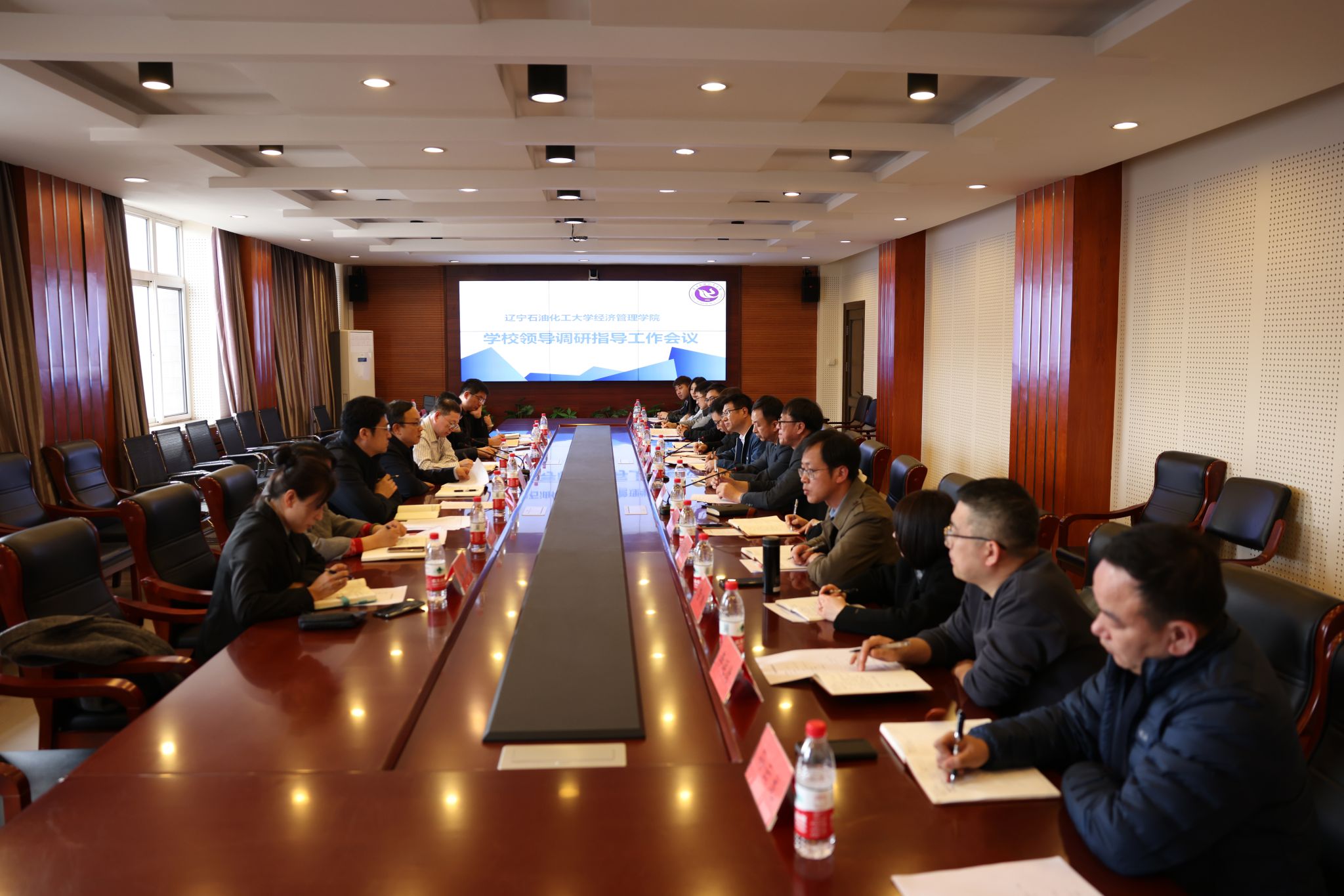 校领导带队到老版新葡萄8883国际官网调研